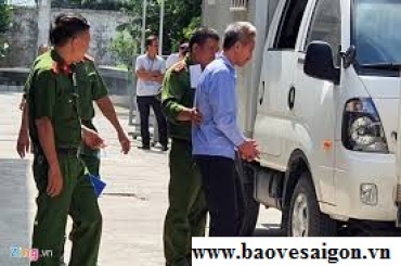 bao ve vo nguoi chong viet kieu dam chet nguoi